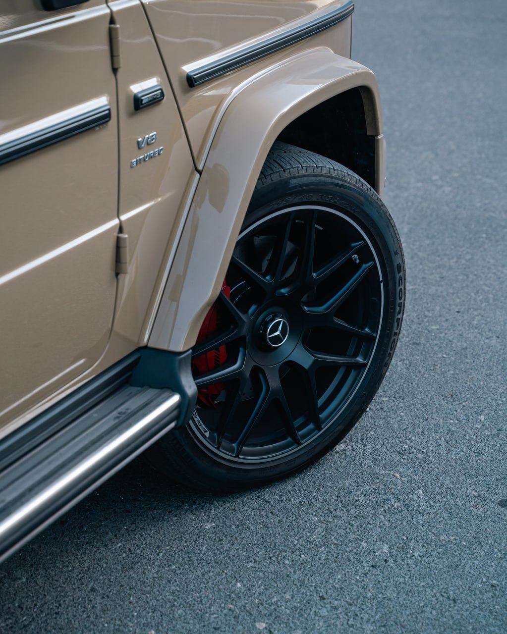 Mercedes-Benz G 63 AMG Desert Sand