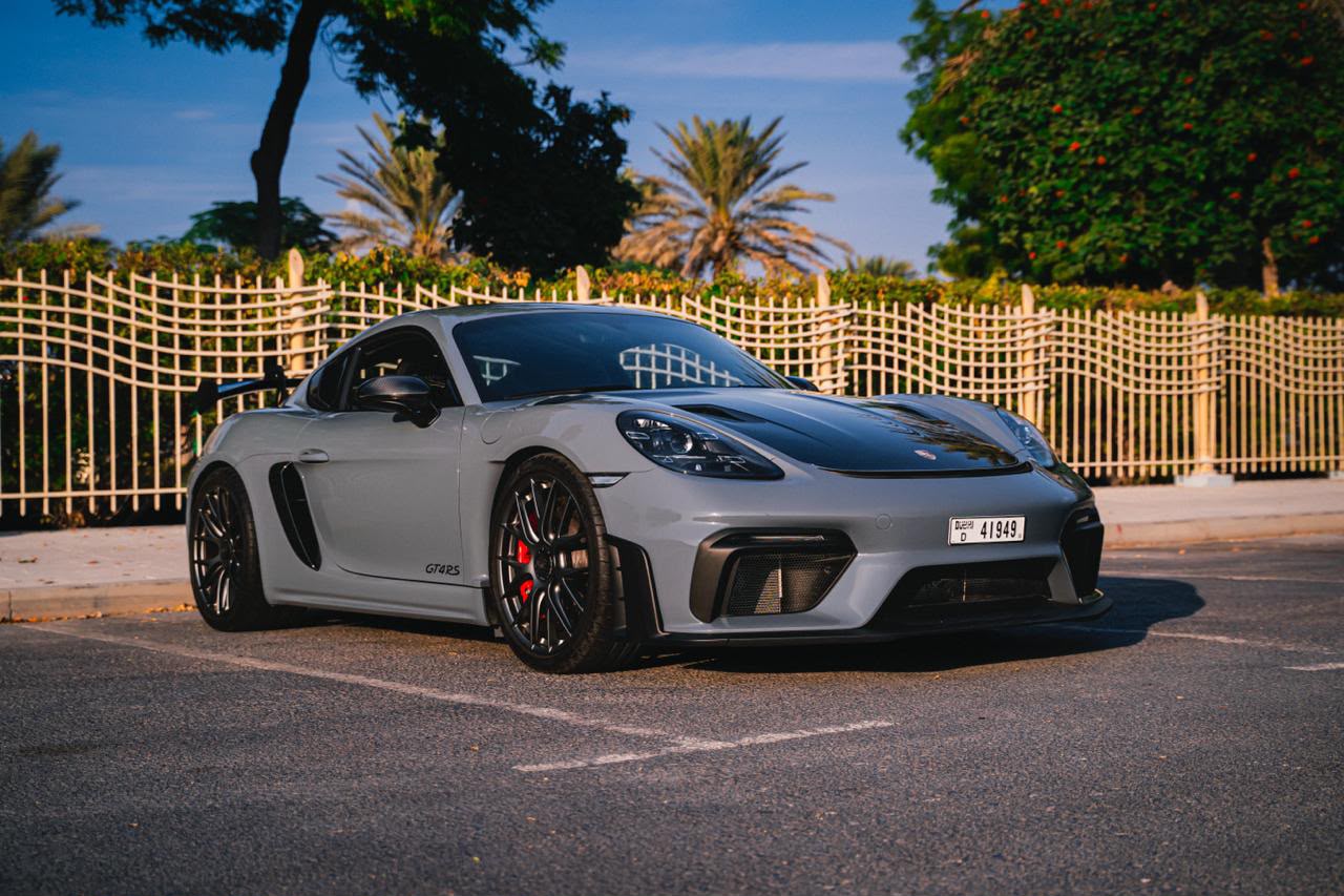 Porsche 718 Cayman GT4 RS