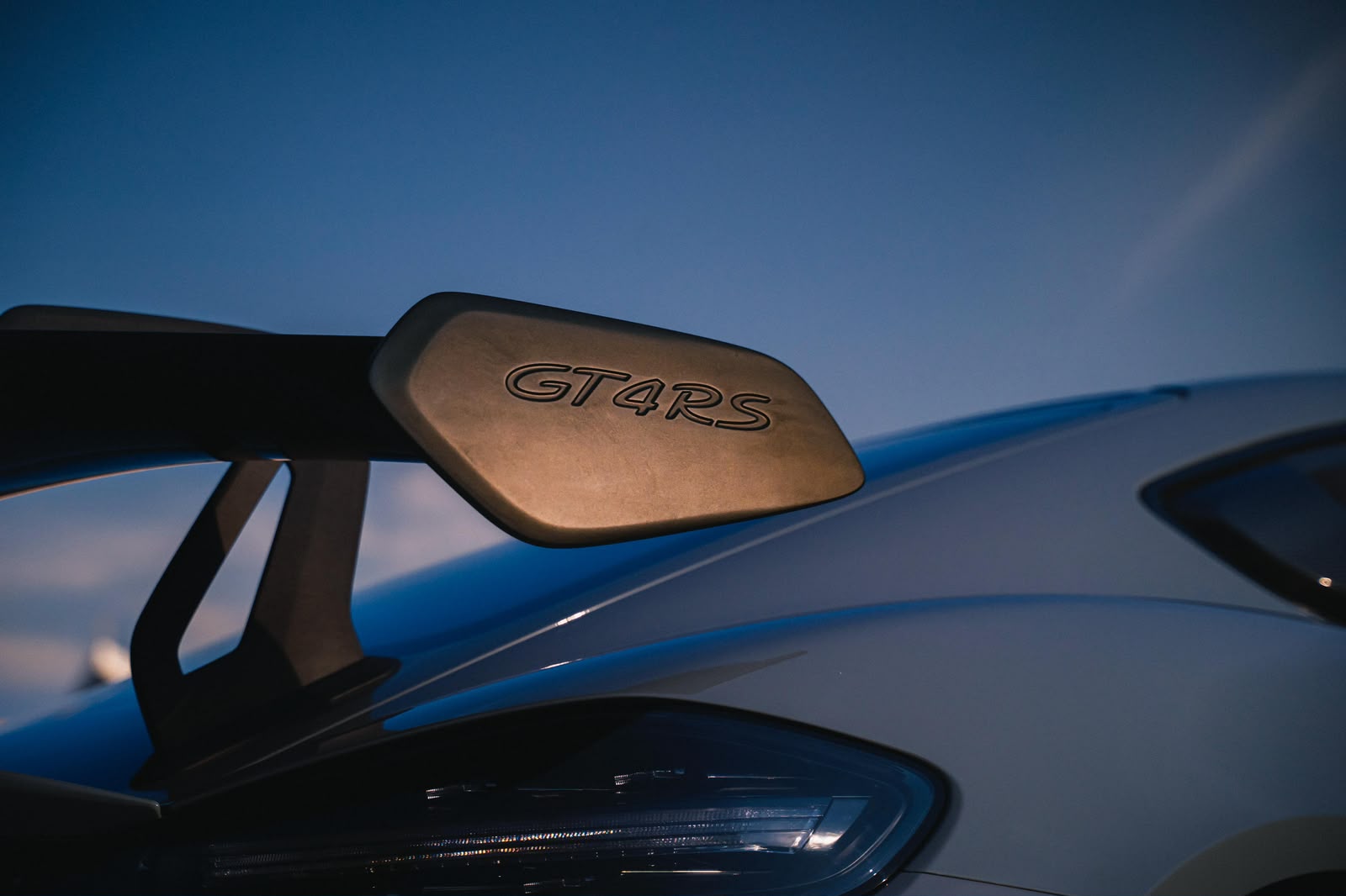 Porsche 718 Cayman GT4 RS